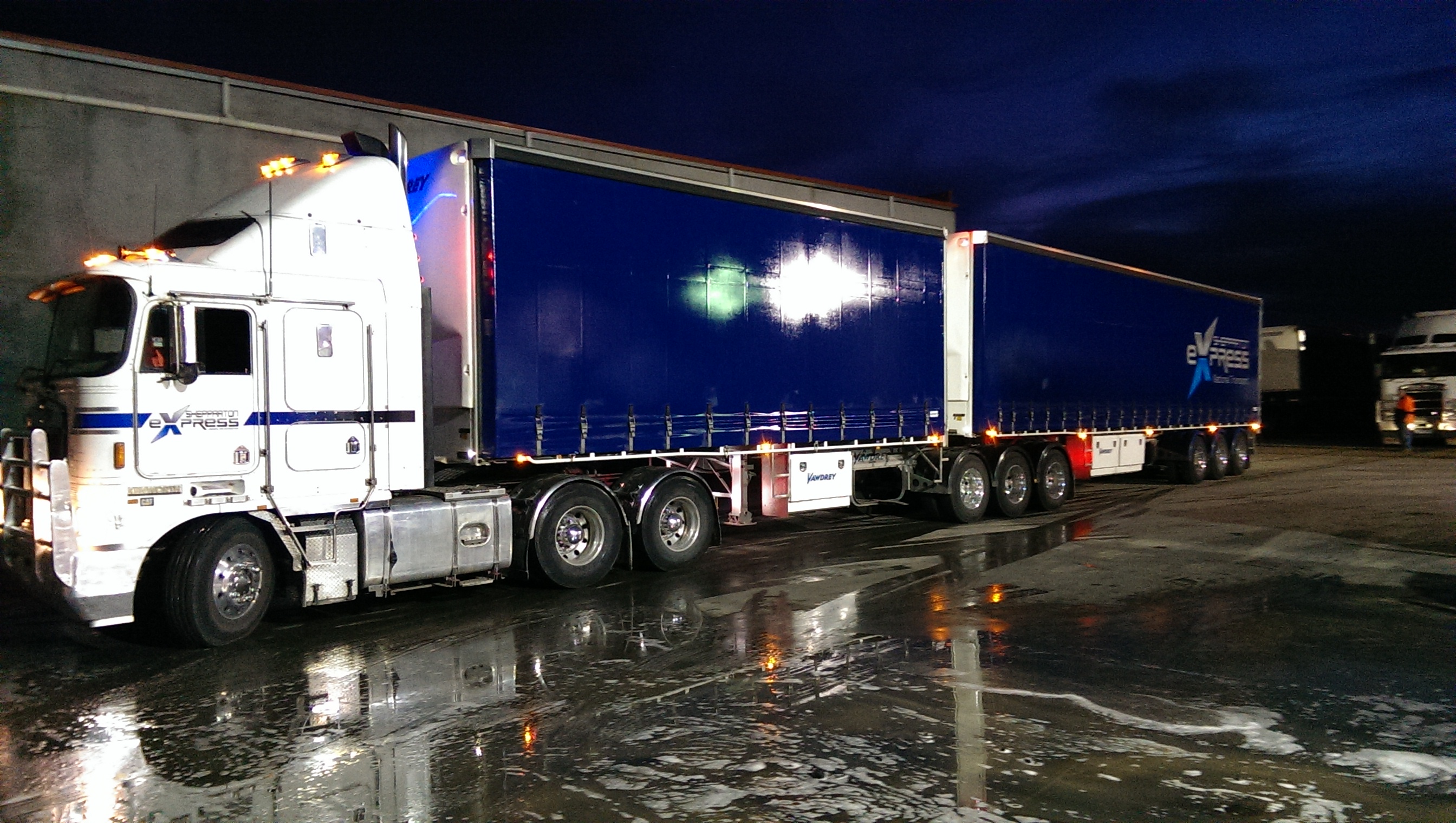 Linehaul sheppartonexpress