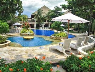 Lagoon Pool and Landscaping