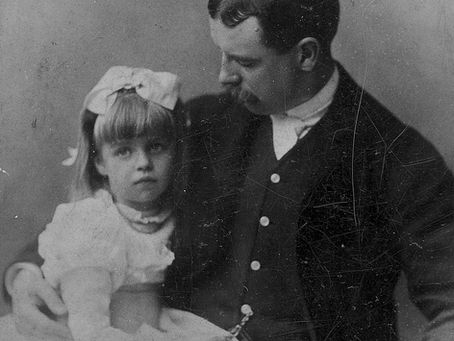 Chapter 1: An Ugly Duckling