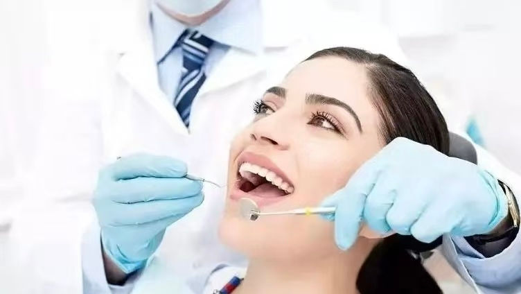 一次轻松舒适的深度洗牙体验——走进 Apex Dental Care