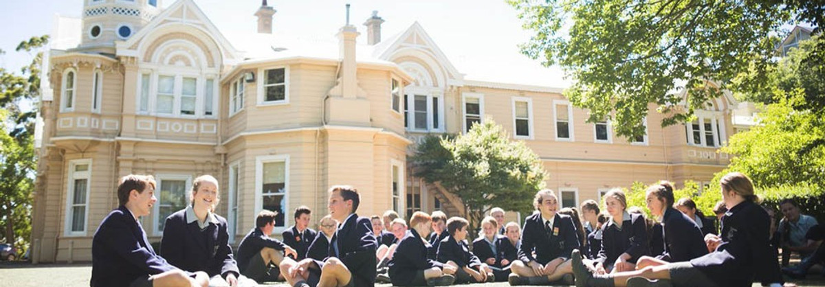 Braemar college