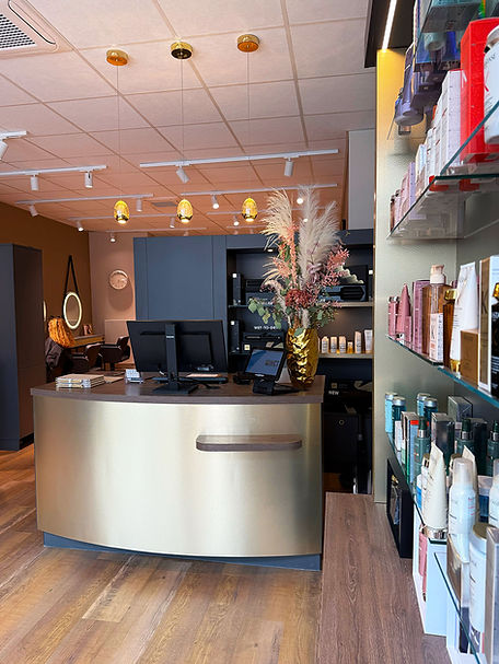 Friseursalon Cut Concept goes blond Schwerin