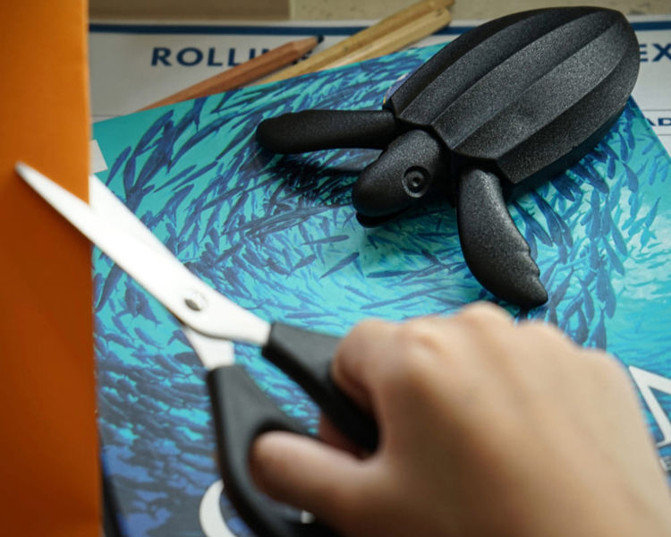 縮圖：QUALY 皮革海龜剪刀