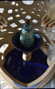 Offering bowl and amphora