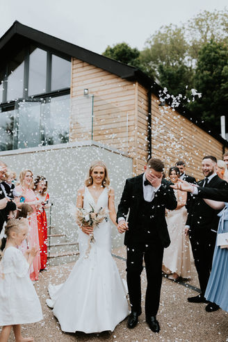 Gellifawr-woodland-retreat-wedding