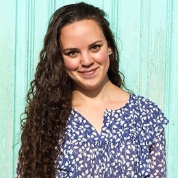 Elizabeth Wright Veintimilla