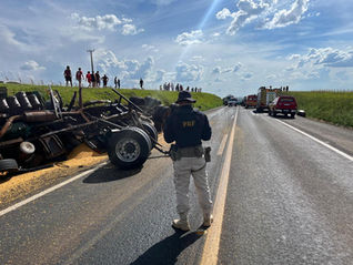 Acidente deixa 5 feridos na BR-277 em Guarapuava