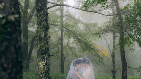 結婚式の代わりに、いろんな場所で結婚写真を撮りたい