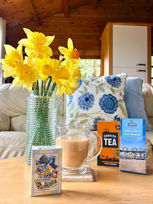 Cornish Tea and Daff pic.jpg