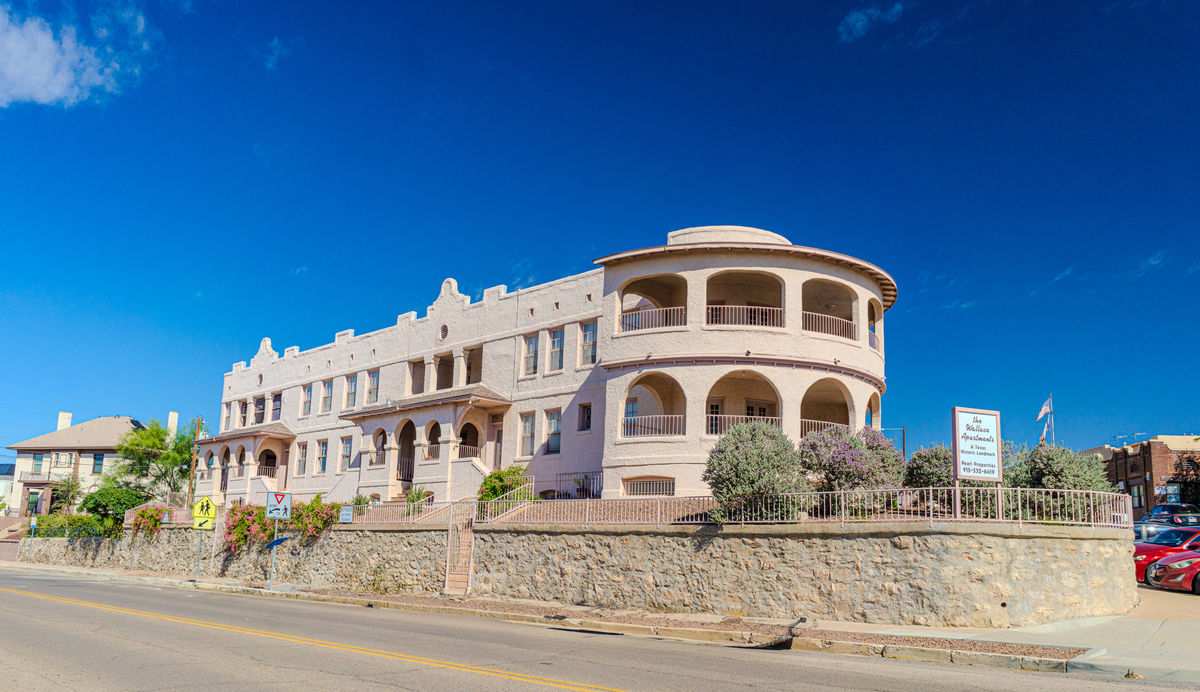Diplomat Apartments