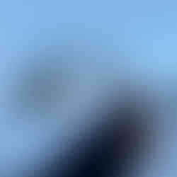 Duimpje omhoog! We mogen bijna de Smyril Line op om IJsland te verlaten!