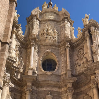 Wat een prachtige gebouwen in Valencia-stad