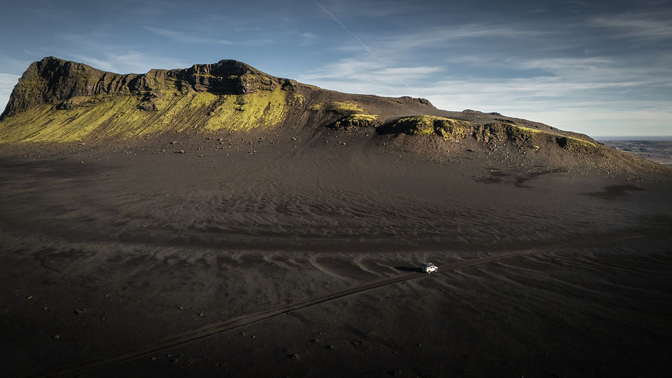 Prachtige dronebeelden van onze rit (F-232) in IJsland