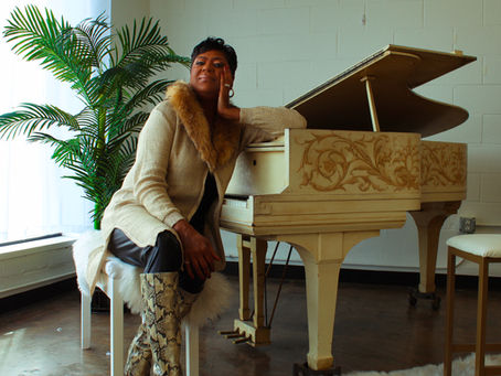 Capturing Stunning Portraits: The Ultimate Guide to Natural Light Studio Photography in Dallas