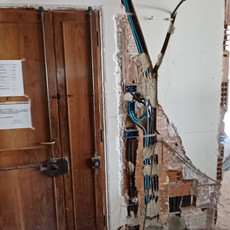emmelux-impianti-
firenze-stesura-cavi-elettrici-cantiere.jpg