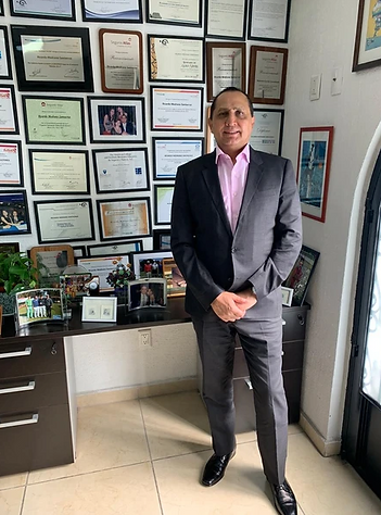 Agente Ricardo Medrano Santacruz