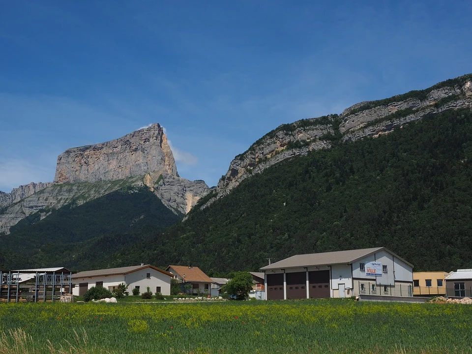 paysage mont aiguille en france