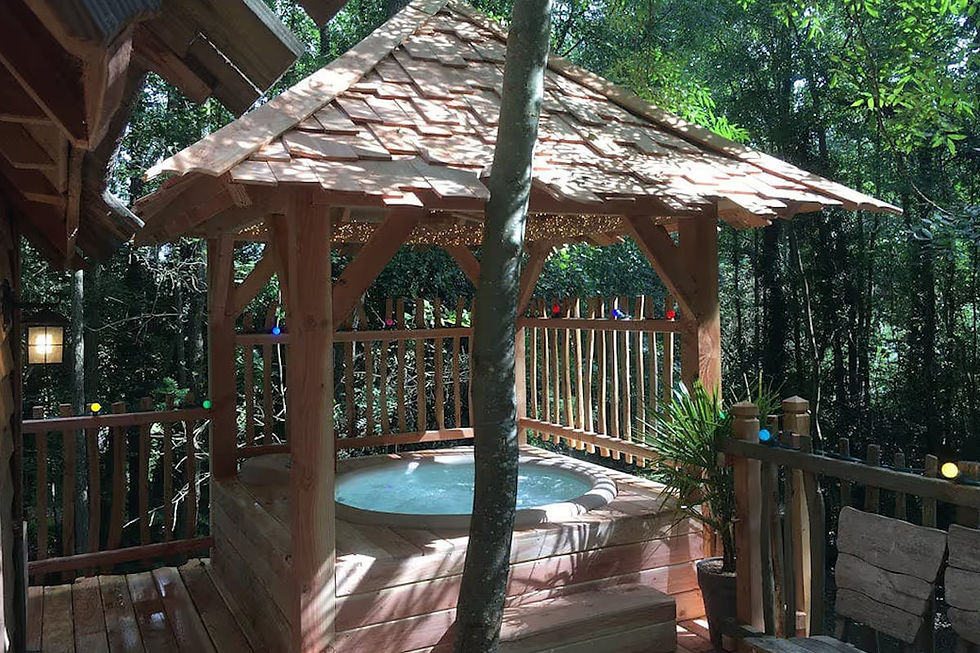 Cabane dans les arbres avec jacuzzi à bulles en Ile de France