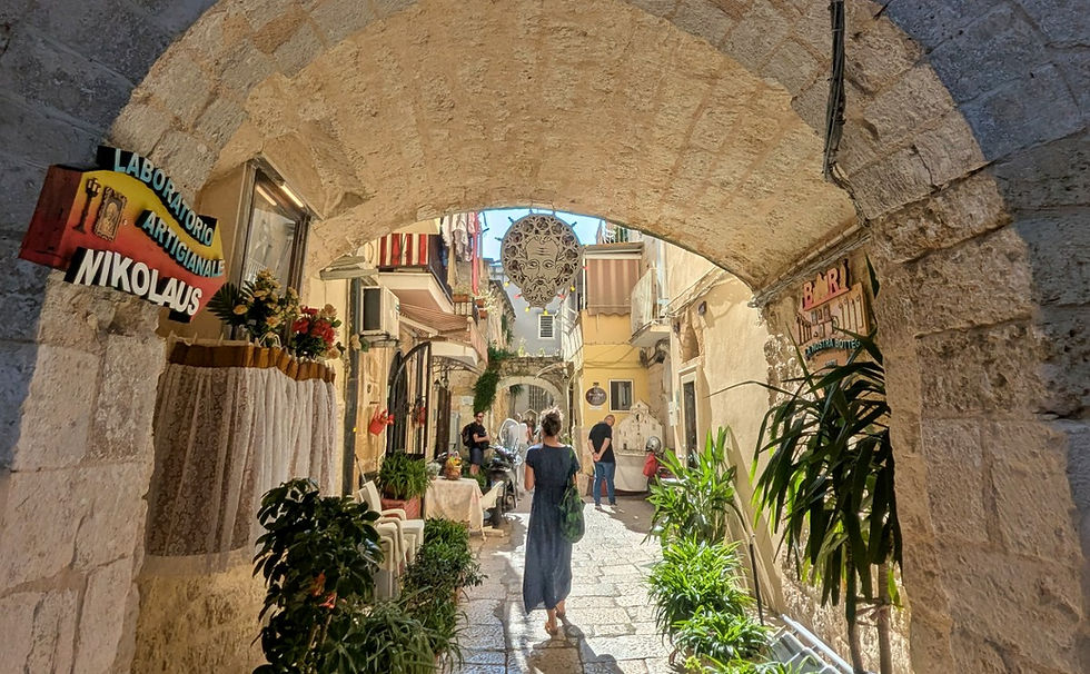Passage vouté Bari dans les Pouilles