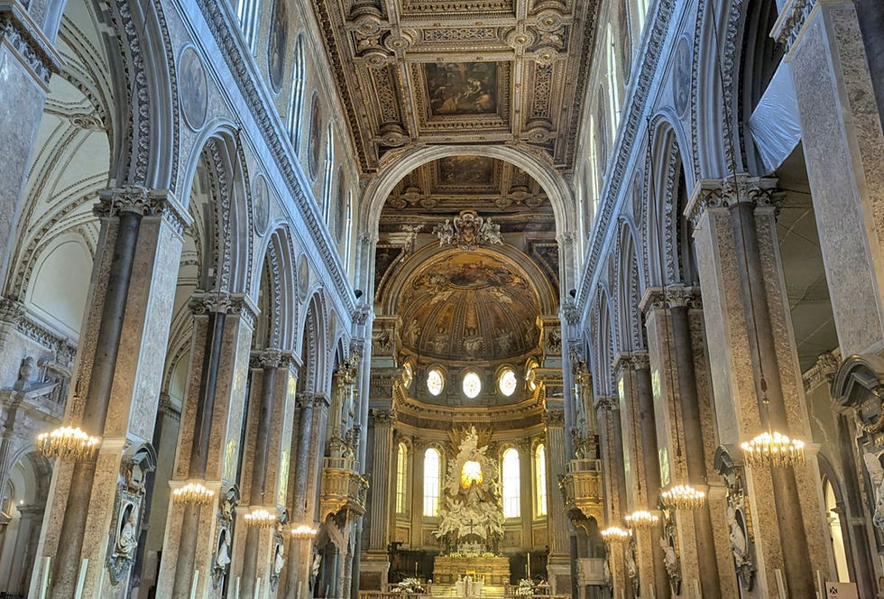 Duomo de Naples intérieur
