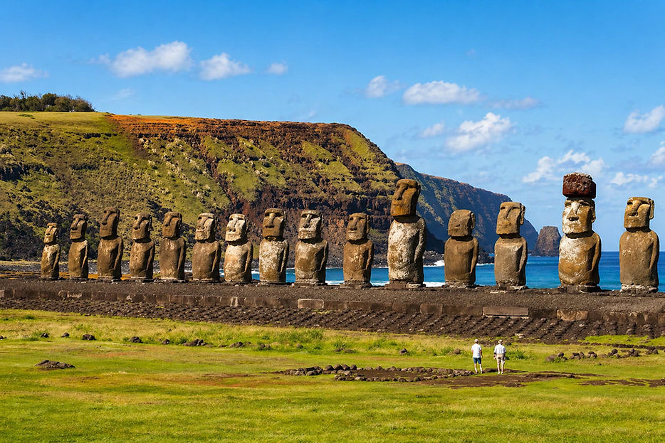 Statues-moai-ile de paques.jpg