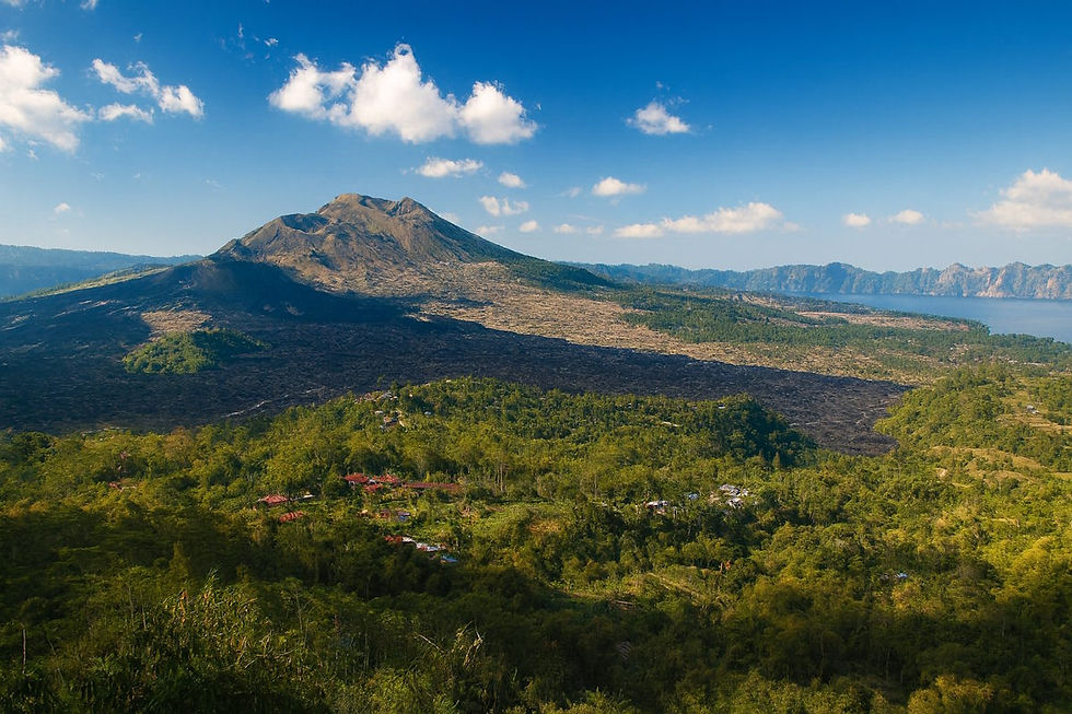 vue mont et le lac Batur depuis Ubud