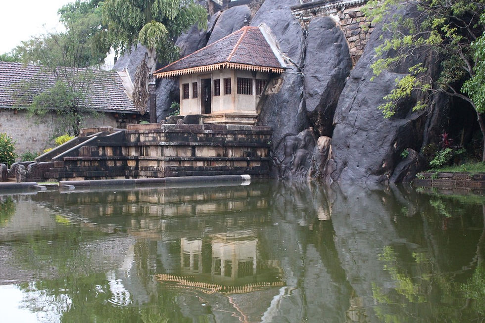 Le Temple d’Isurumuniya