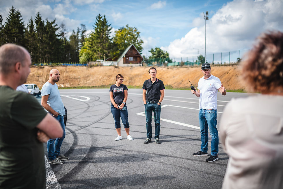 Miniatúra: Škola šmyku DYNAMIC Pachfurth