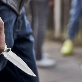 Menor de 14 años fue gravemente apuñalado en medio de un robo