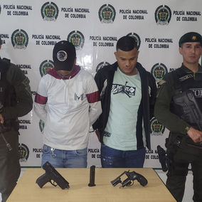 Con armas de fuego fueron capturados dos personas en el barrio Compartir