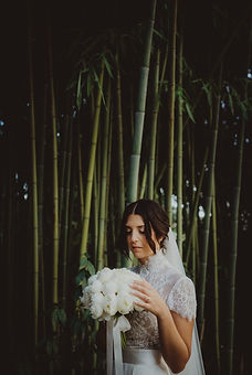 sposa-a-villa-di-corte-borgo-san-lorenzo-tra-i-giardini