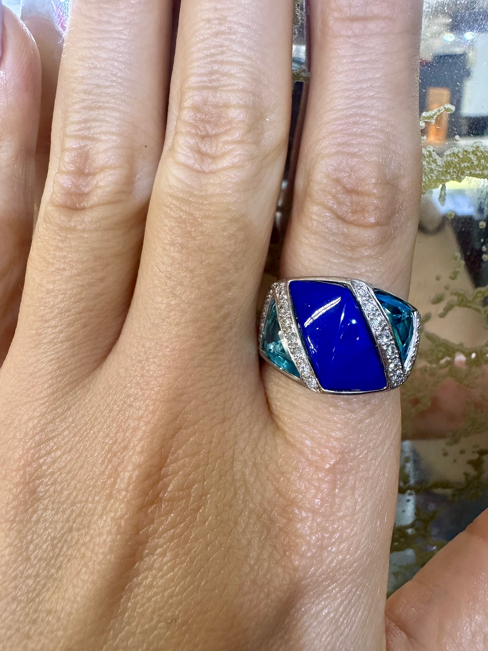 Thumbnail: 18kt Yellow Gold Fancy Cut Blue Topaz And Lapis Diamond Ring