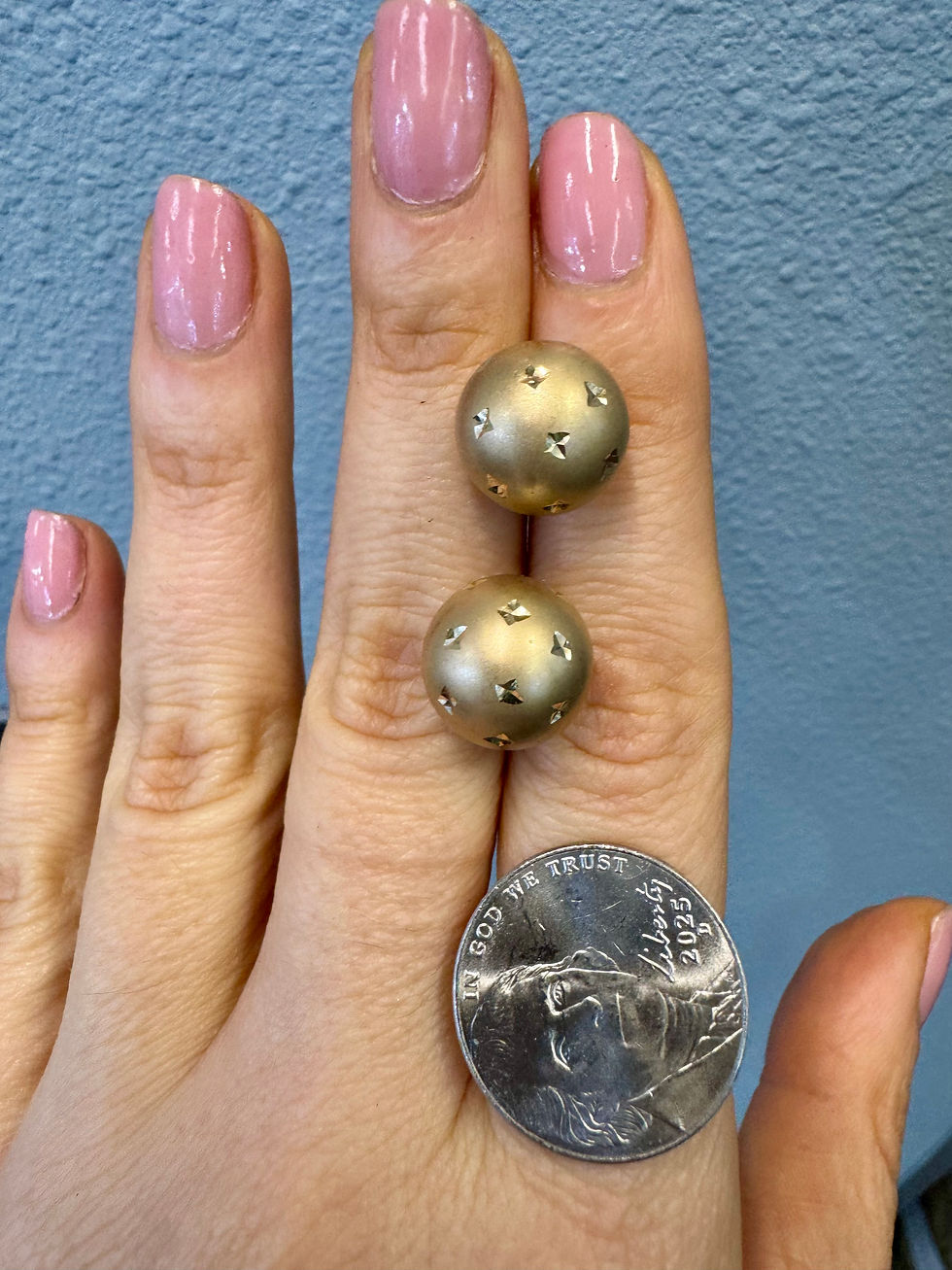 Thumbnail: Vintage 14kt Yellow Gold Dome 13.00mm Satin-Finish Star Bombe Stud Earrings