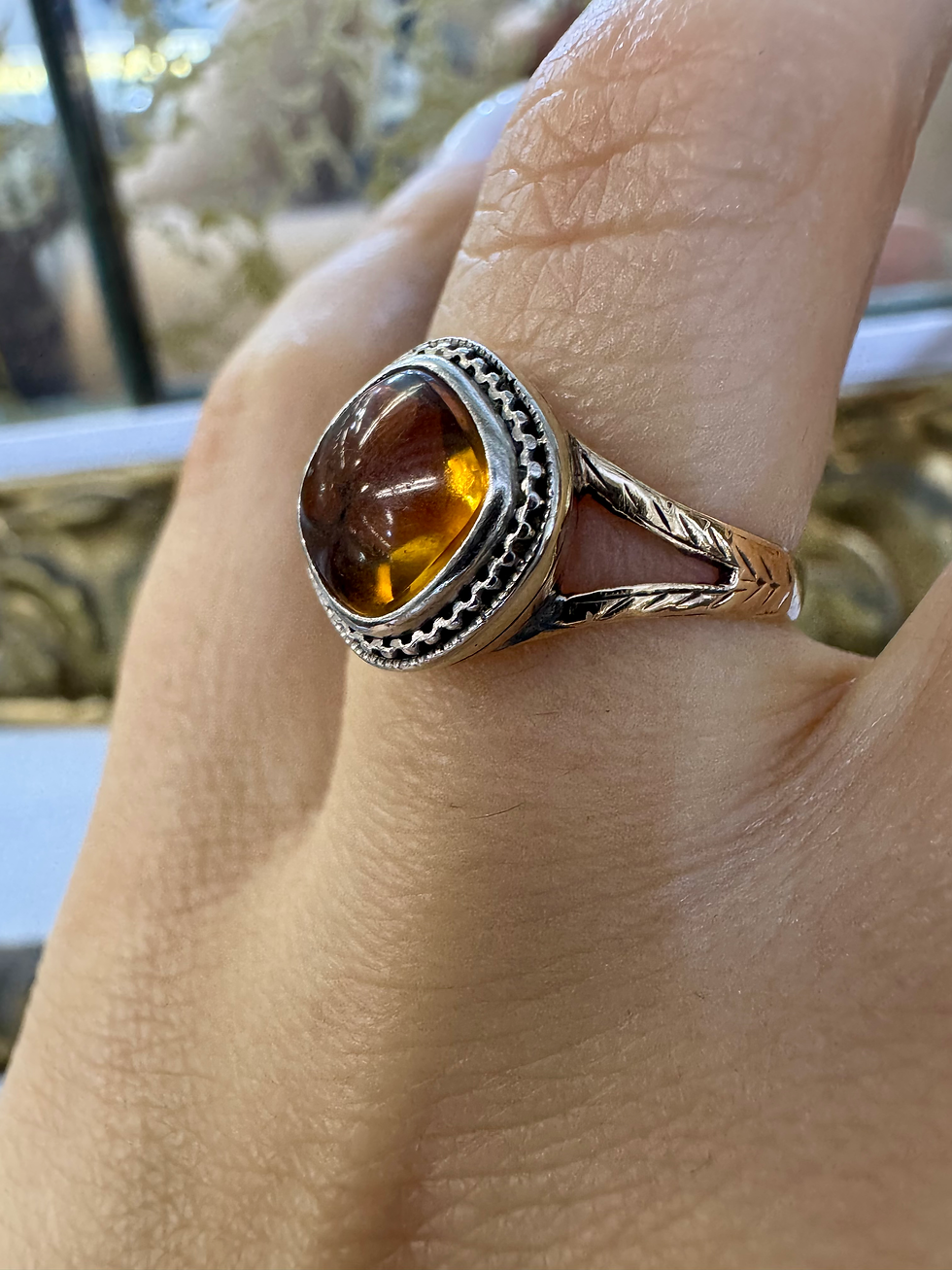 Thumbnail: Art Deco 14kt Rose And White Gold Cabochon Citrine Ring