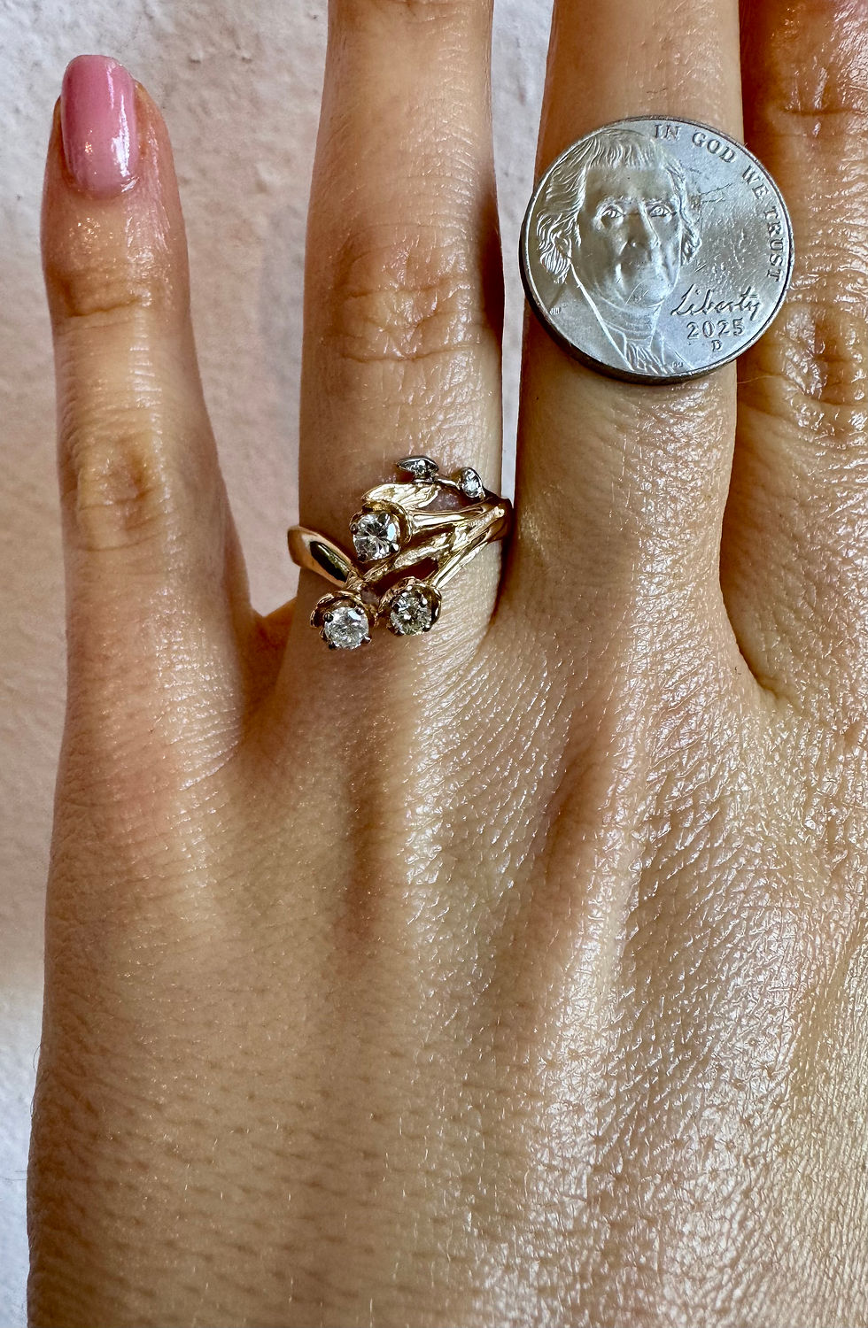 Thumbnail: Vintage 14kt Yellow Gold Diamond Flower Spray Ring