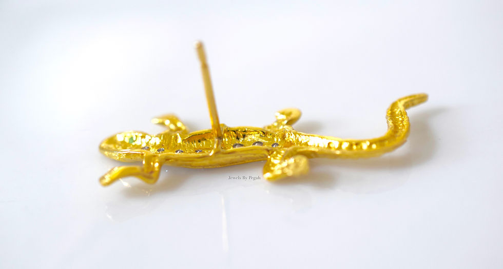 Thumbnail: 14K Gold Diamond And Tsavorite Lizard Ear Climber Earrings