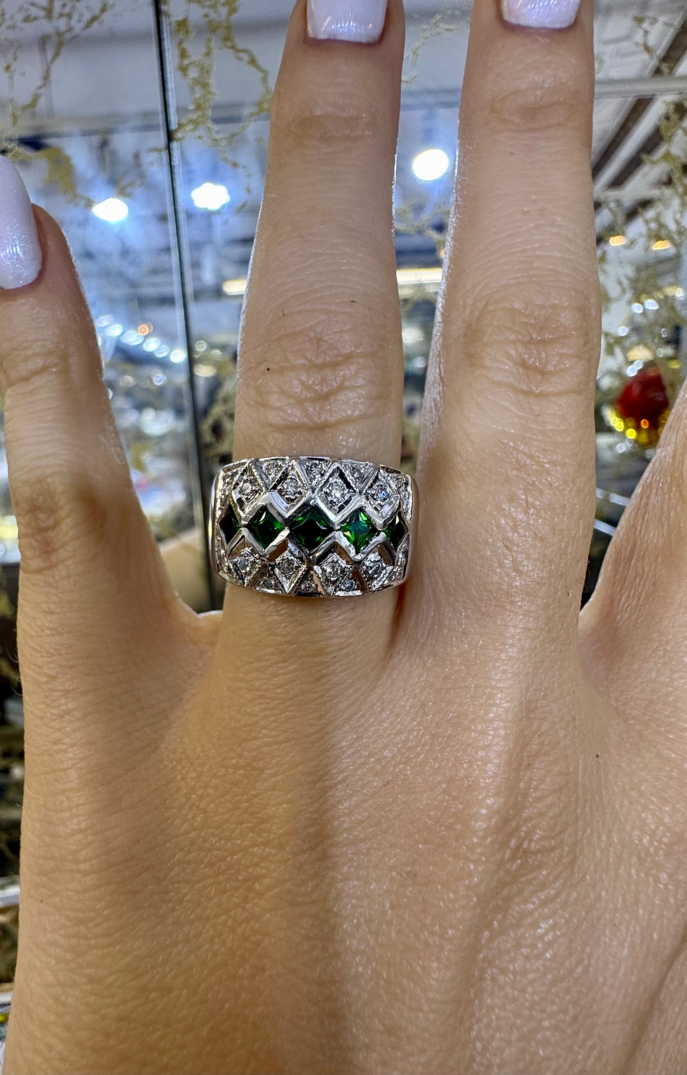Thumbnail: 14kt White Gold Princess-Cut Tsavorite And Diamond Band
