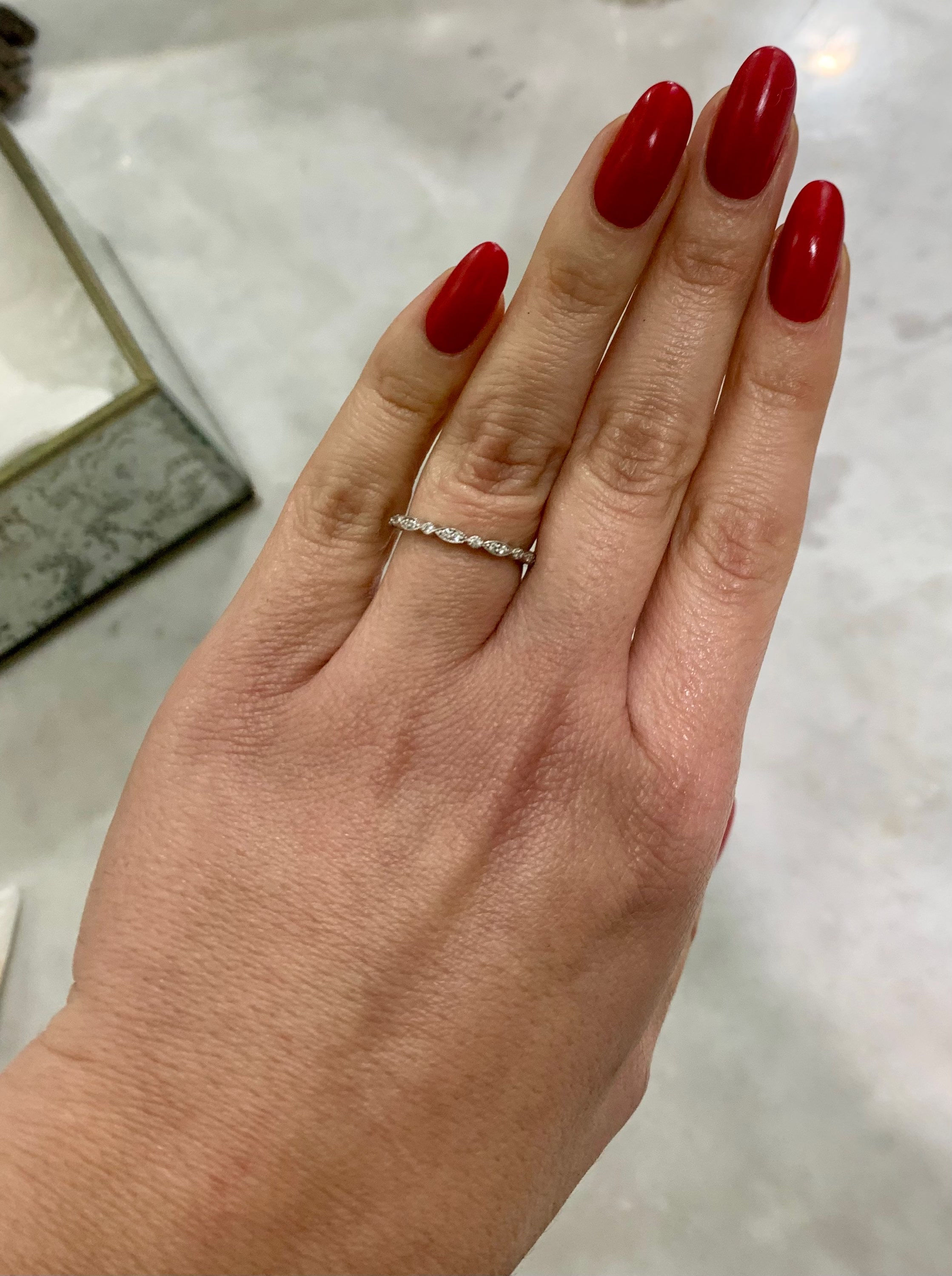 14kt White Gold Vintage Style Diamond Band