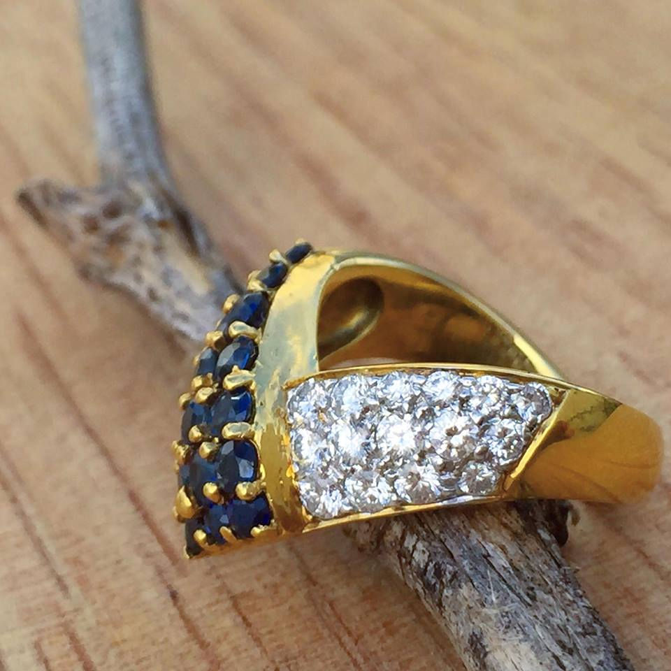 Thumbnail: 18kt Gold Diamond and Sapphire Ring