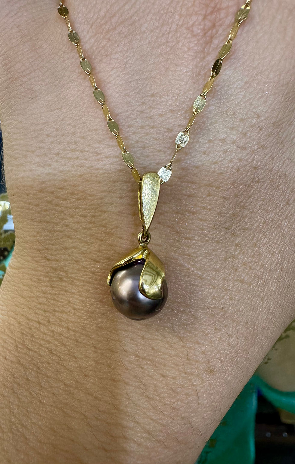 Thumbnail: 18kt And 14kt Yellow Gold Tahitian Pearl Necklace