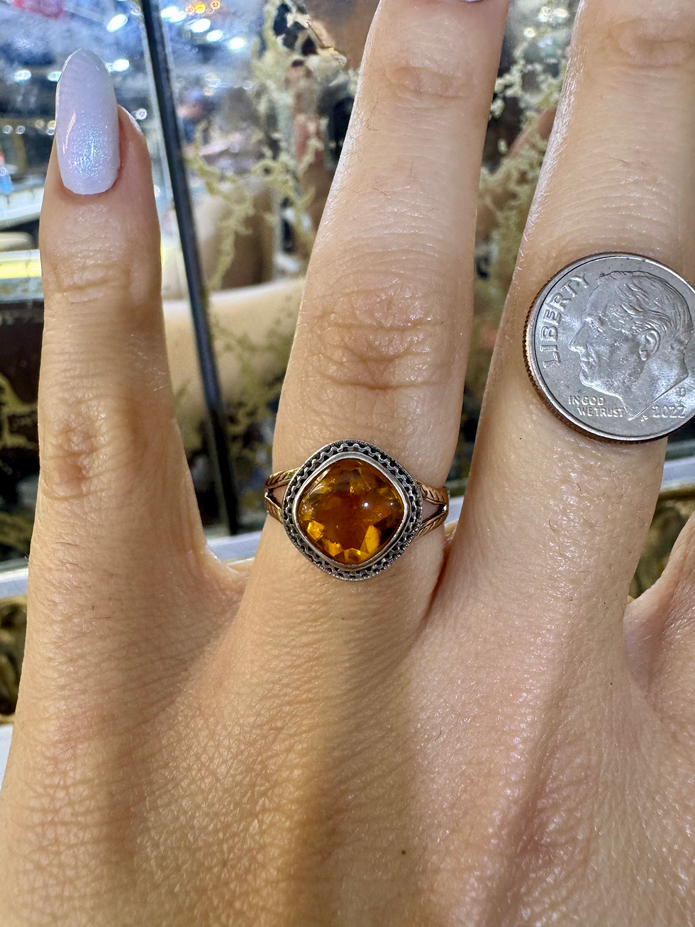 Thumbnail: Art Deco 14kt Rose And White Gold Cabochon Citrine Ring