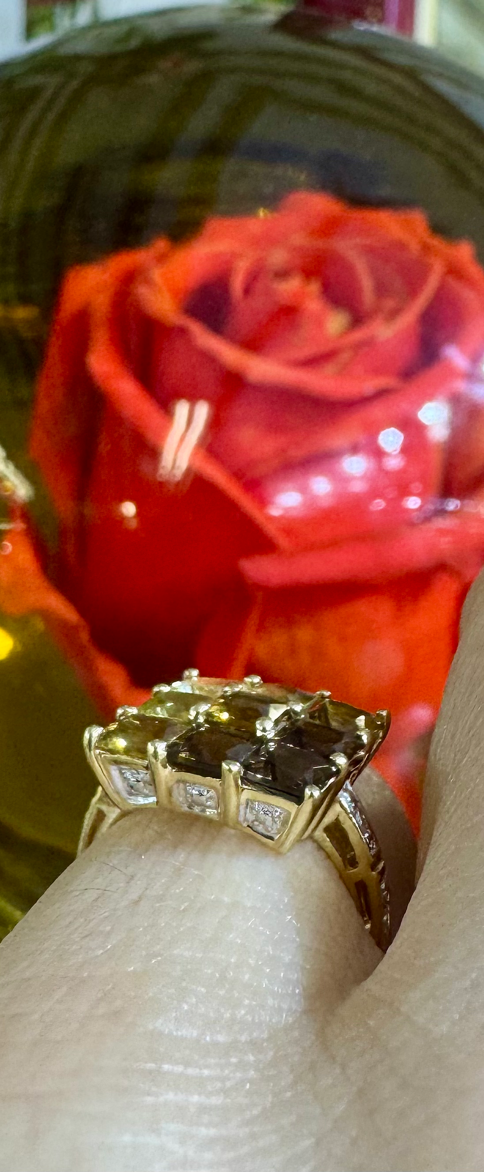 Thumbnail: 14kt Yellow Gold Multi-Color Gradient Gemstone Ring