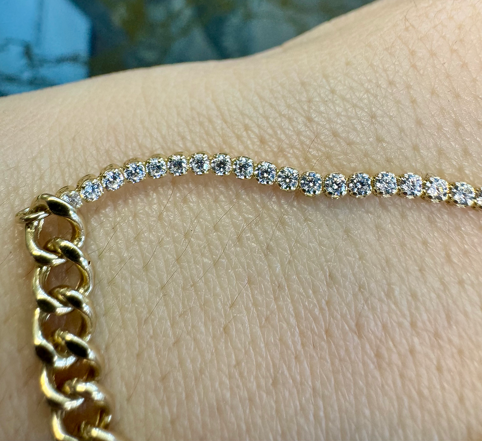 Thumbnail: 14kt Yellow Gold Key Charm Cuban Link And Cubic Zirconia Tennis Anklet