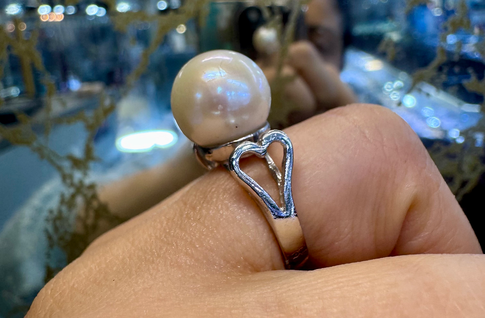 Thumbnail: 14kt White Gold Heart-Shaped Setting Cultured Pearl Ring