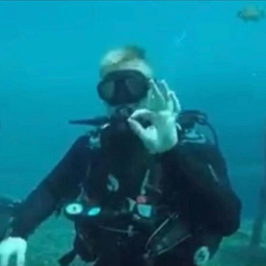 Diver signaling OKAY Pools Rescue of Middle Georgia