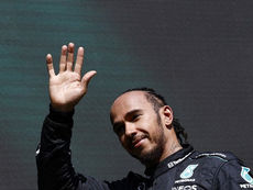 Grid da Fórmula 1 para 2025 é definido; veja quem são os pilotos de cada equipe. Trocas na Red Bull e ida de Hamilton para a Ferrari são algumas das 10 mudanças para a próxima temporada 