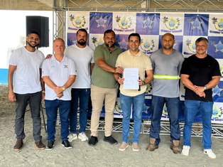 Prefeito assina ordem de serviço para asfaltamento da via principal da Vila Comboni em São Gabriel da Palha