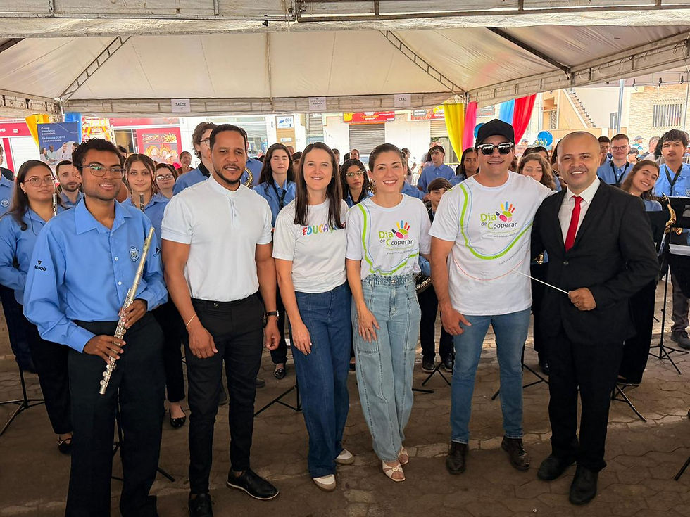 Cerimonial contou com Hino Nacional, Banda Municipal, Tiro de Guerra e homenagem à trajetória do movimento "Dia C", que já mobilizou mais de 100 mil pessoas no Brasil