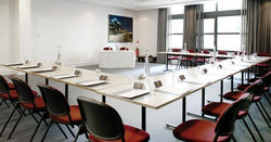 INSTITUTE MODELS75