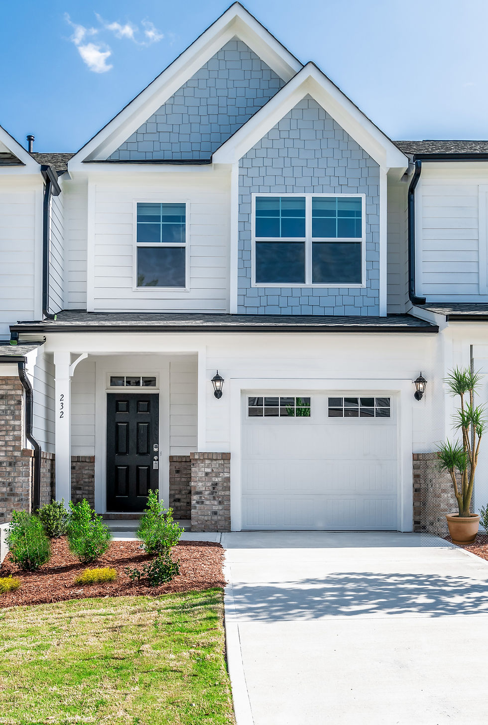 Blue Orchid Realty Durham Realtor Real Estate Agent Chinese Mandarin Speaking Emme Zheng Asian American